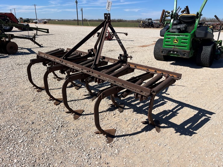 #t15171-•-ferguson-field-chisel-image-4