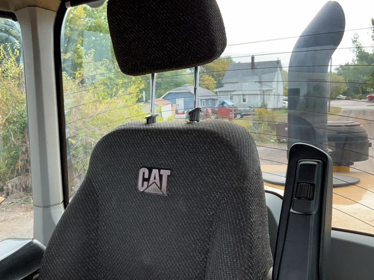 2013-caterpillar-924k-image-26