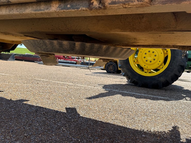 john-deere-e12-image-8