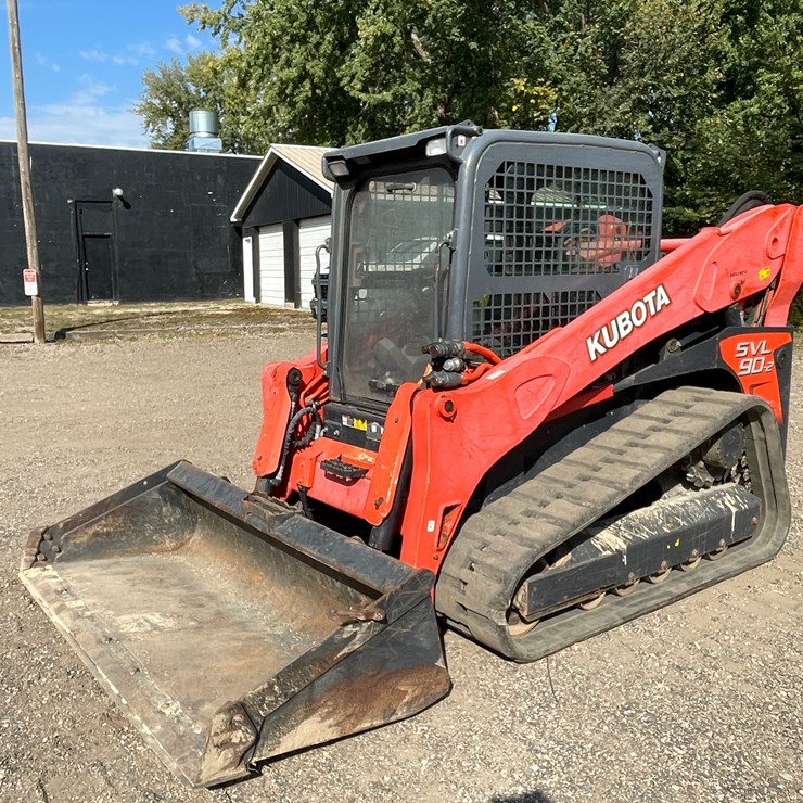 KUBOTA SVL90-2