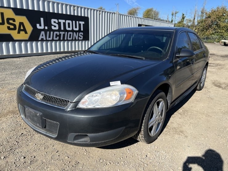 2012-chevrolet-impala-sedan-image-1