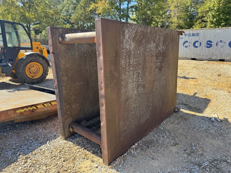 #4704-•-trench-box-image-2