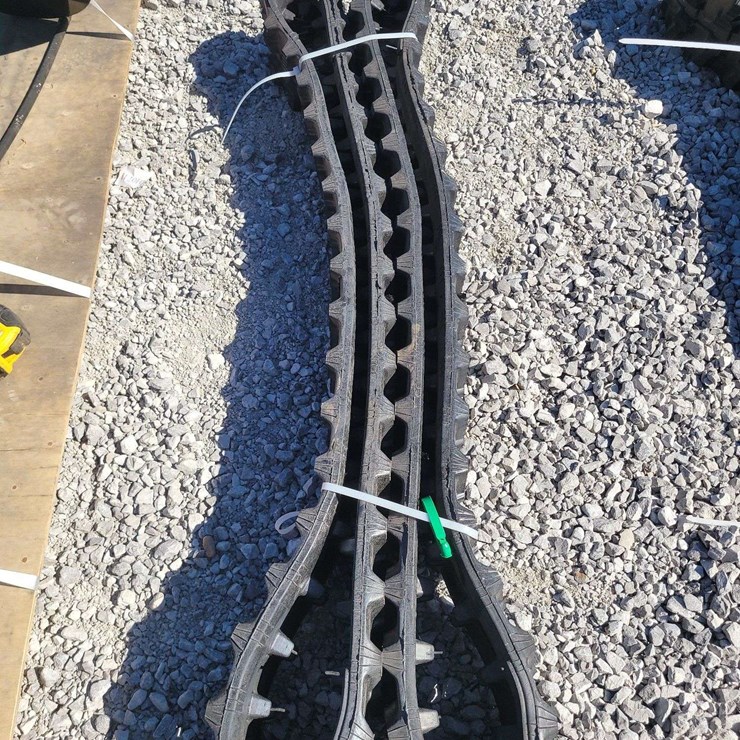 Mini skid steer or excavator tracks