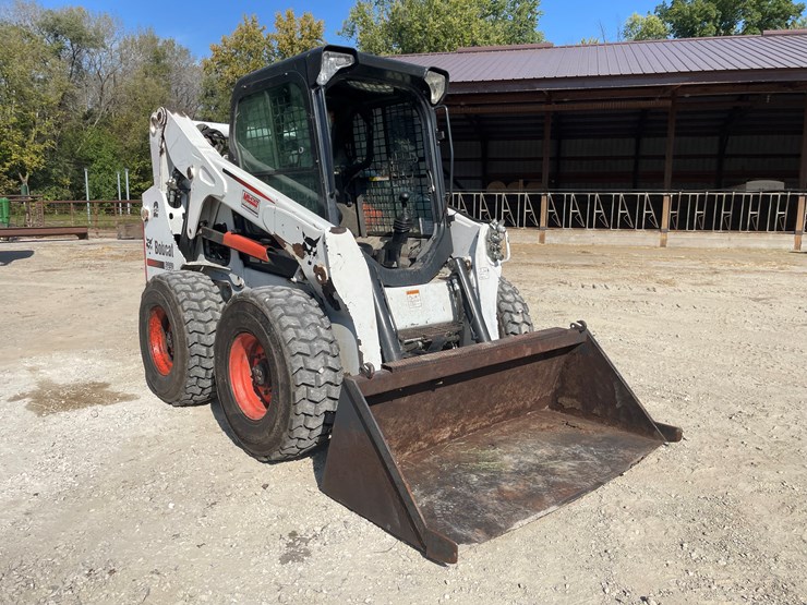 2011-bobcat-s650-image-13