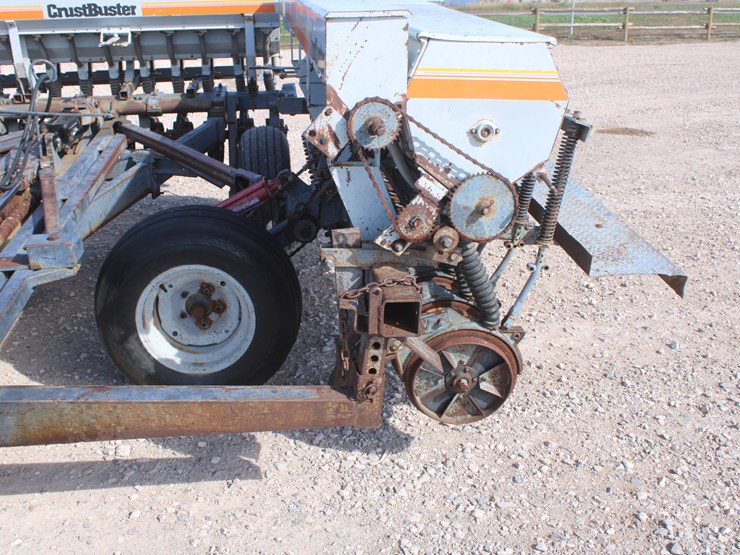 #2013-•-26-ft-crustbuster-grass-drill-image-14