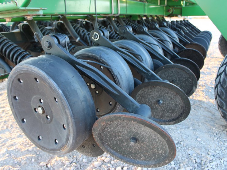 john-deere-1590-image-24