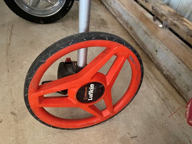 #1086-•-lufkin-measuring-wheel-image-2