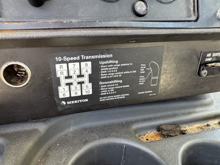 2001-international-2001-image-14