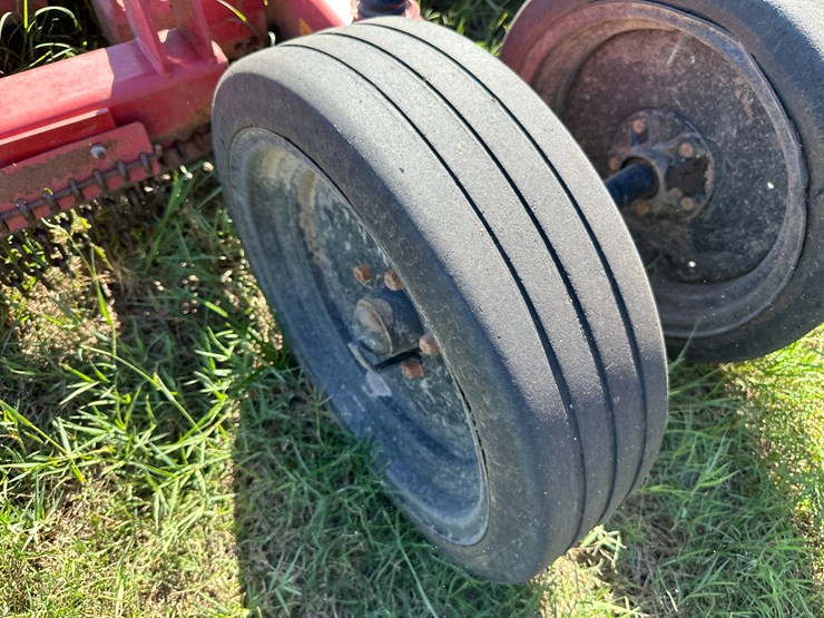 bush-hog-12820-image-16