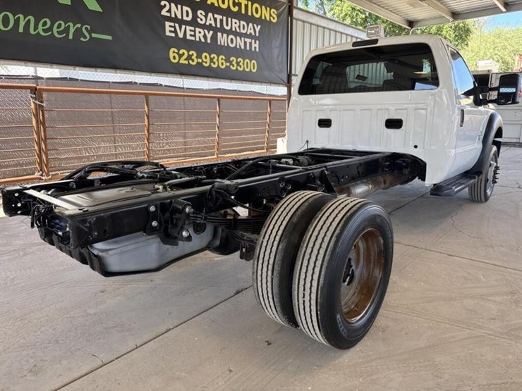 2016-ford-f550-image-7