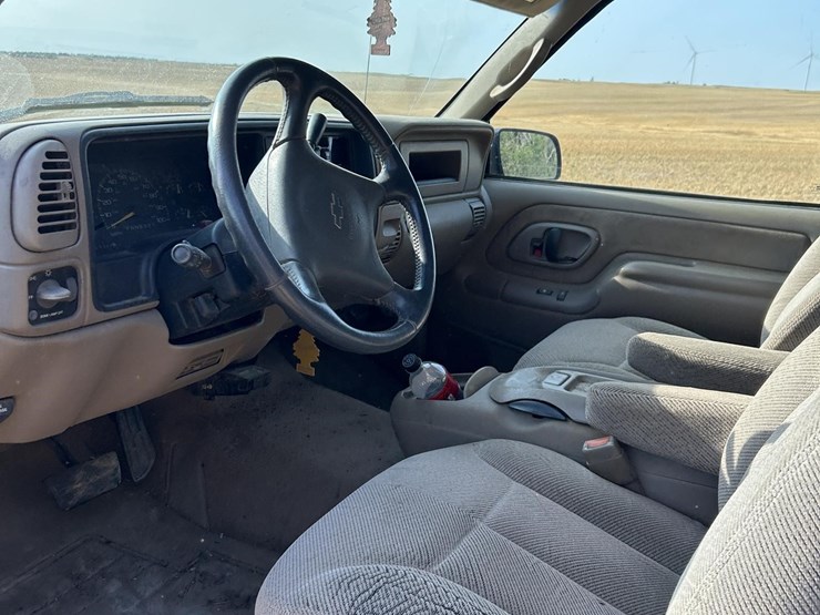 1998-chevrolet-2500hd-image-9