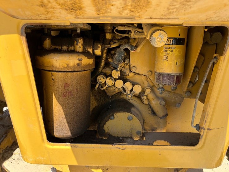 caterpillar-d5n-lgp-image-19