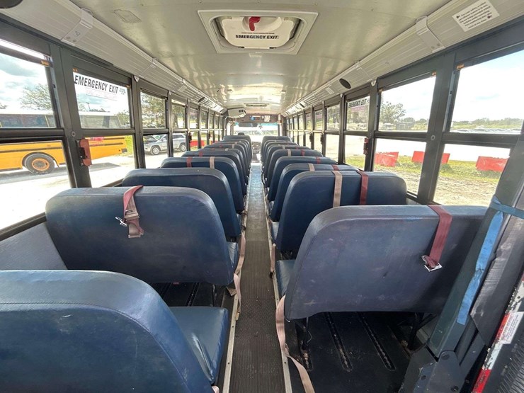 2008-freightliner-b2-image-29