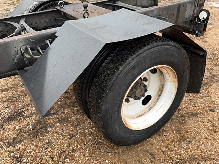 2001-international-4700-image-6