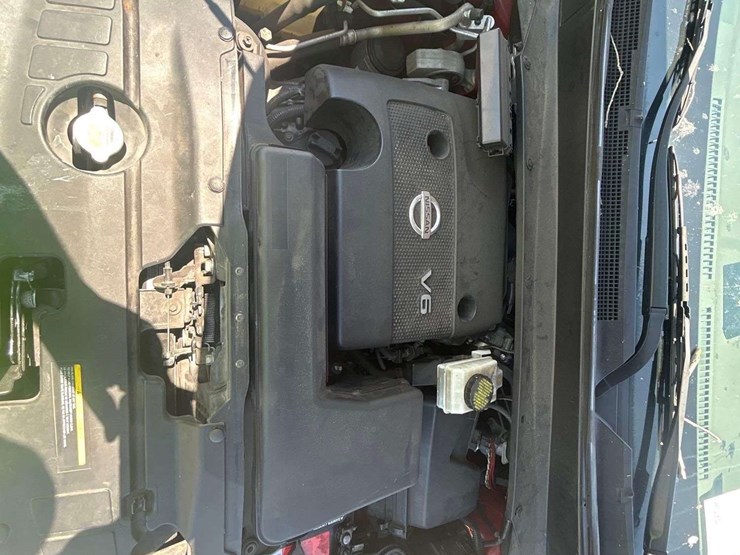 2014-nissan-pathfinder-image-8