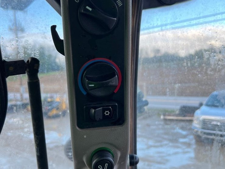 case-ih-maxxum-125-image-41