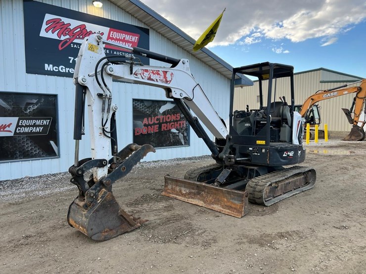 2022-bobcat-e42-image-2