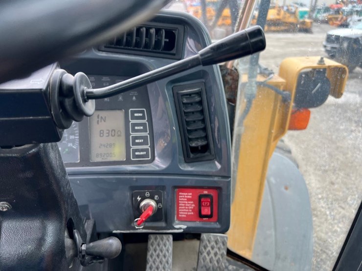 deere-tc54h-image-26