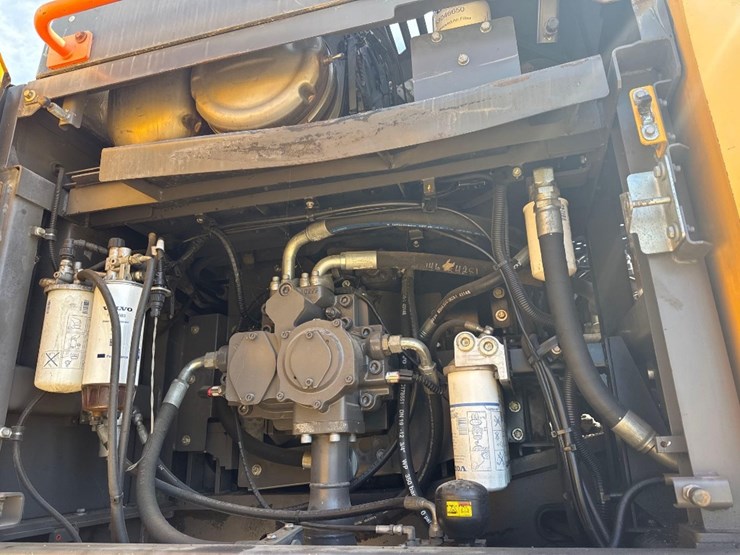 2018-volvo-ec480el-image-19