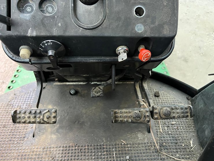 john-deere-4040-image-26