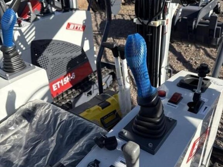 2025-battler-et15h-6-mini-excavator-image-9