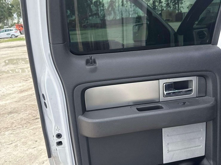 2013-ford-f150-image-32