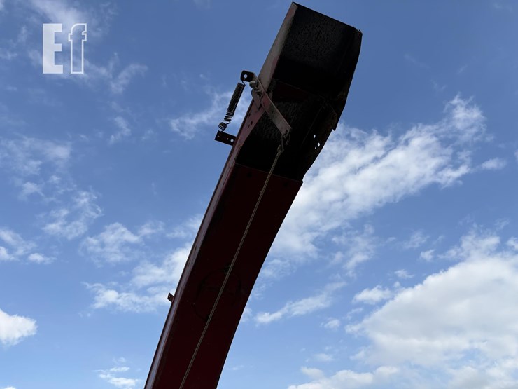 new-holland-900-image-22