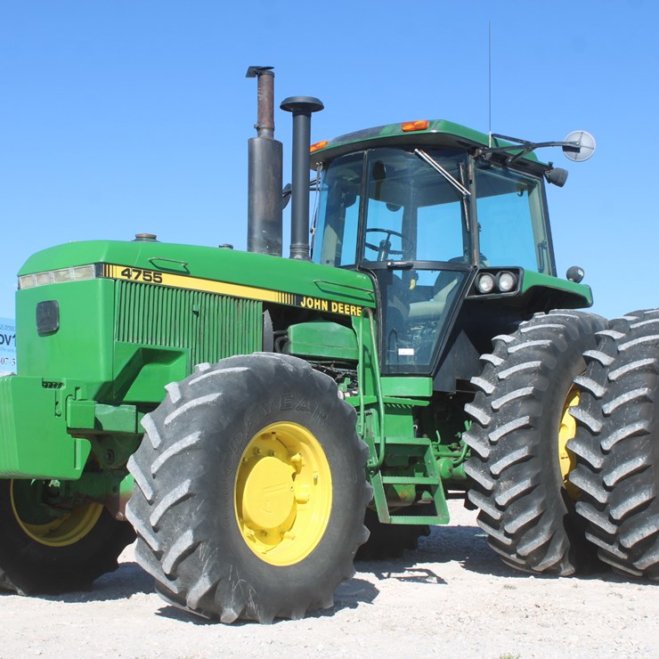 JOHN DEERE 4755