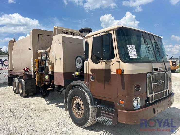 2016-autocar-xpeditor-image-2