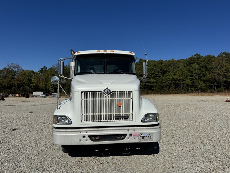 2001-international-2001-image-7