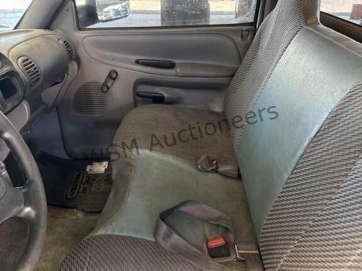 2001-dodge-ram-2500-image-23