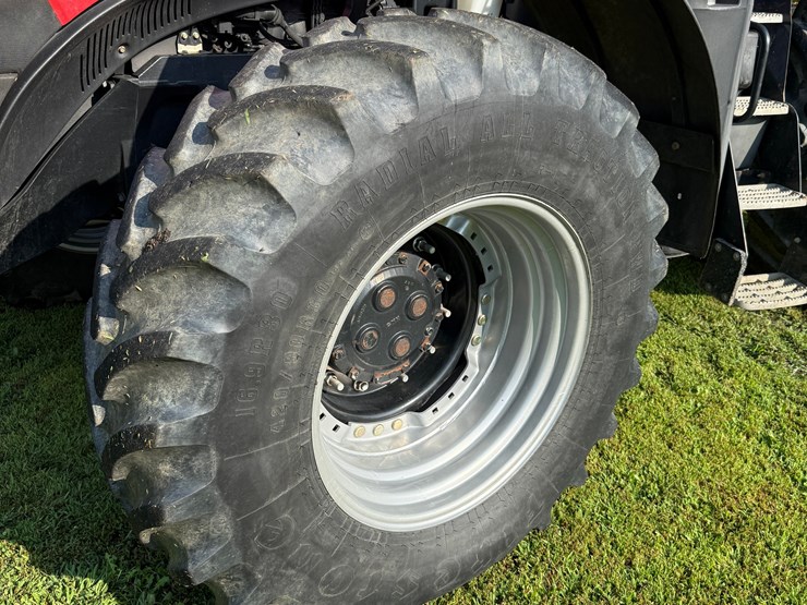 2014-case-ih-magnum-190-image-2