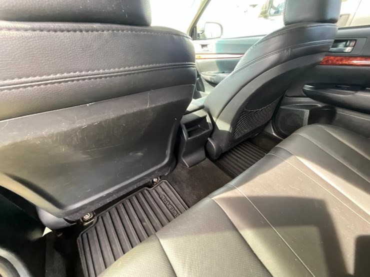 2012-subaru-outback-(at,-awd,-2.5l,-miles-image-20