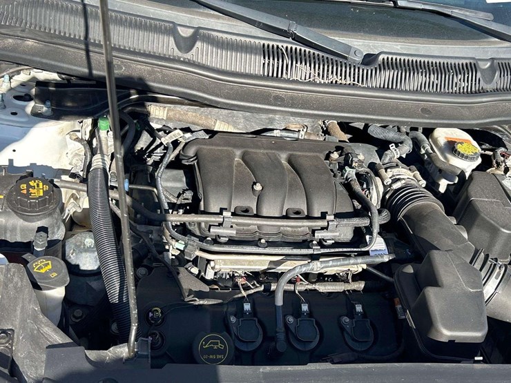 2019-ford-explorer-image-7