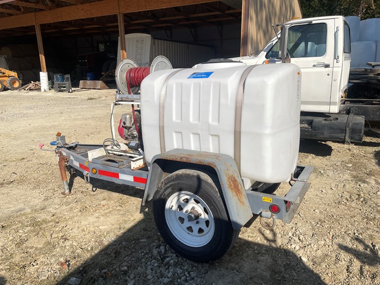#1039-•-single-axle-water-pump-trailer-image-2