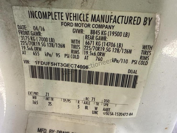 2016-ford-f550-image-17