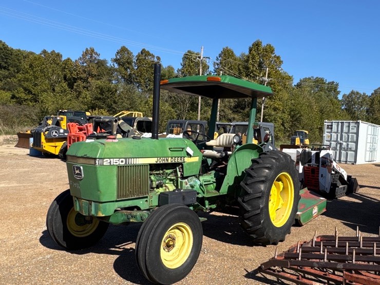 john-deere-2150-image-1