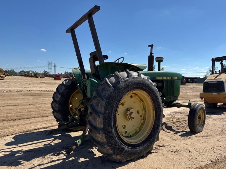 john-deere-tractor-image-6
