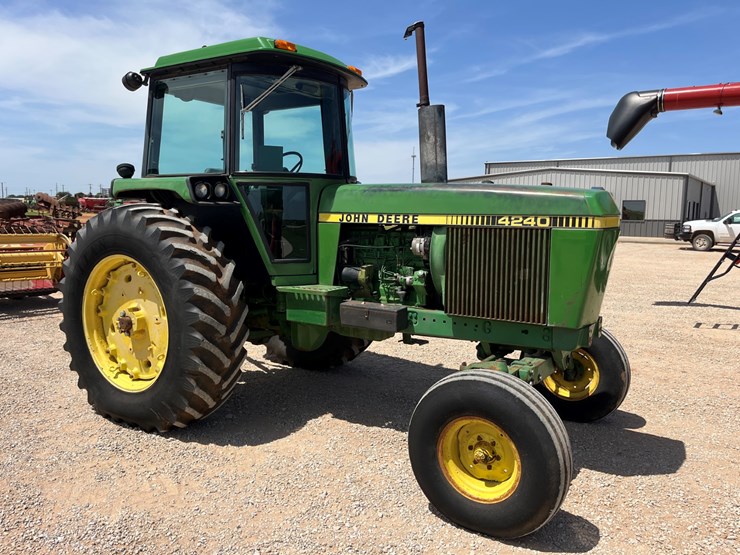1979-john-deere-4240-image-3