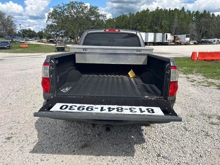 2005-toyota-tundra-image-21