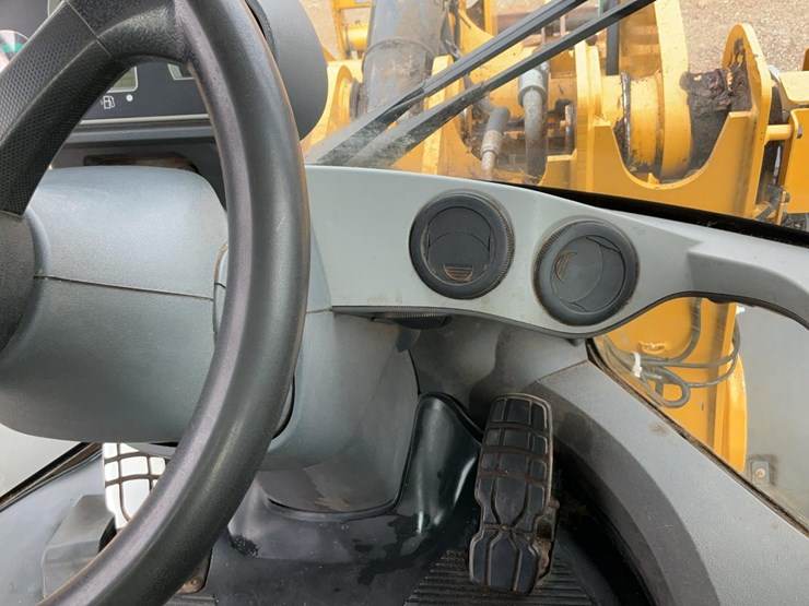 2013-caterpillar-924k-image-18