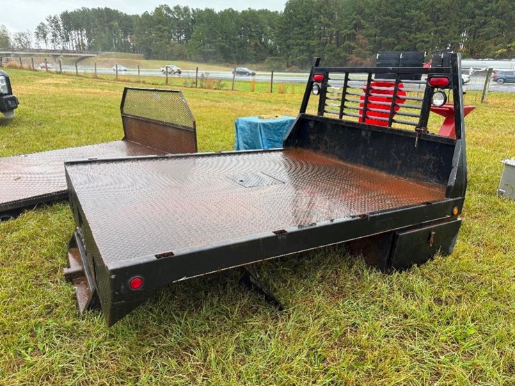 8'6"-flatbed-w/gn-hitch-image-2