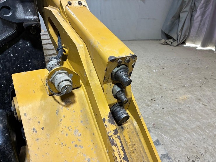 caterpillar-299d-image-11