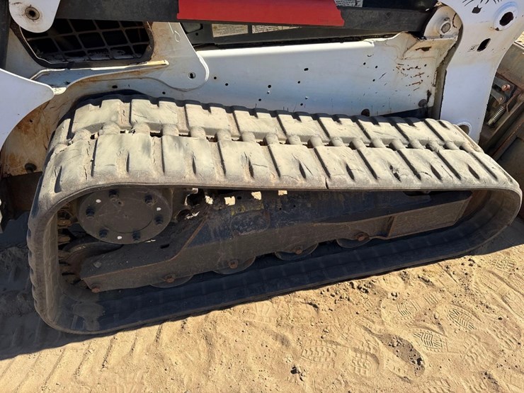 2017-bobcat-t650-image-14