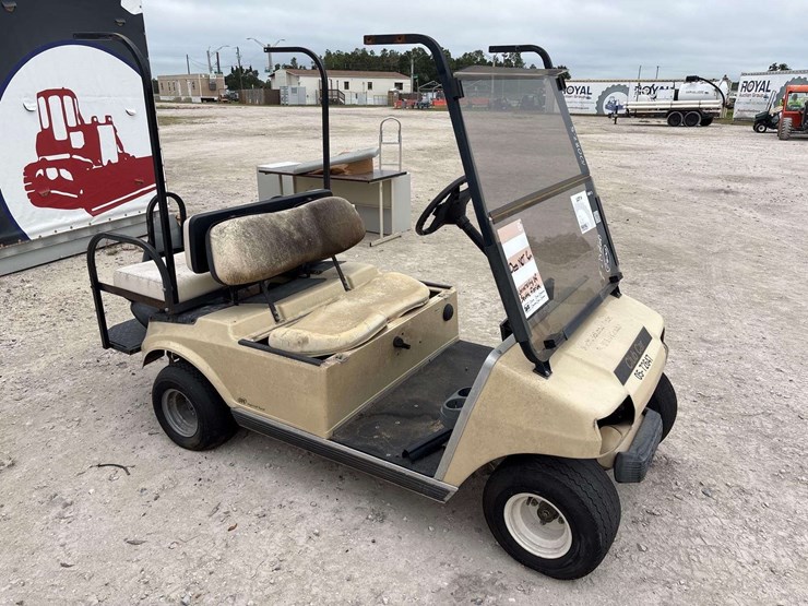 2007-club-car-cart-image-2