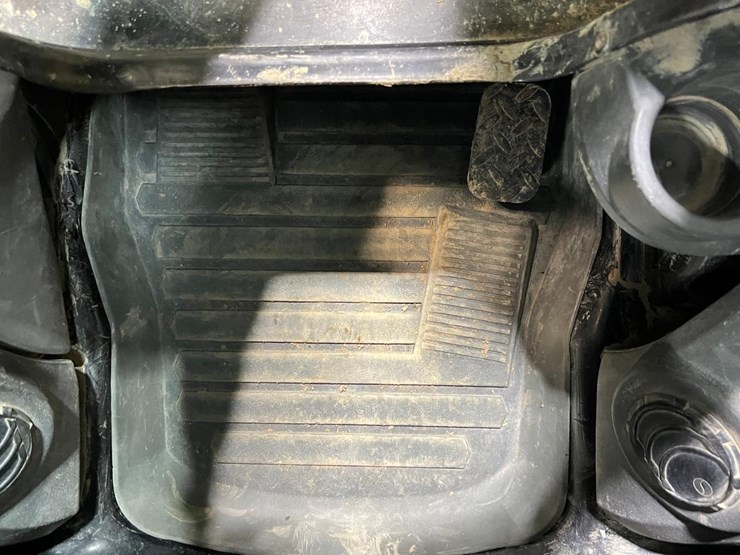 caterpillar-259d-image-30