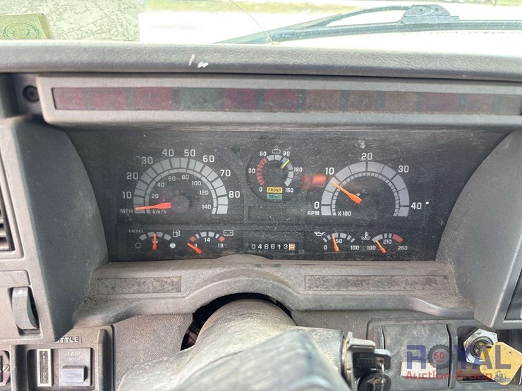 1999-gmc-c7500-mason-dump-truck-image-24