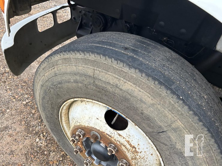 1995-international-4700-image-12