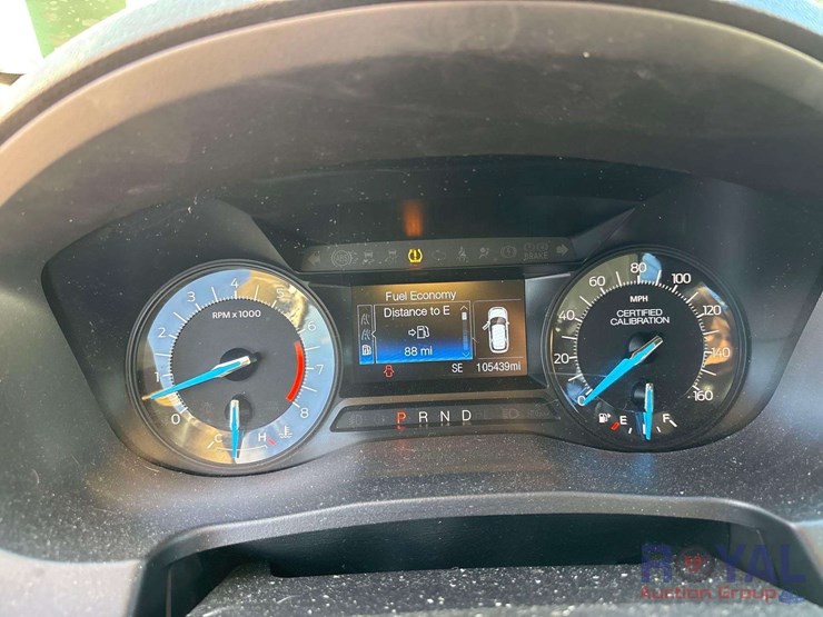 2018-ford-explorer-image-16