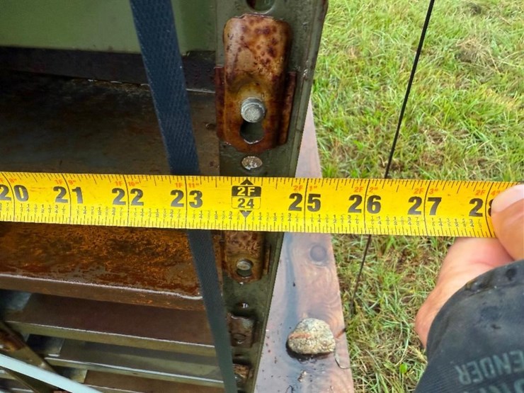 metal-parts-bin-shelving-(24"dx6'wx83"t)-image-5